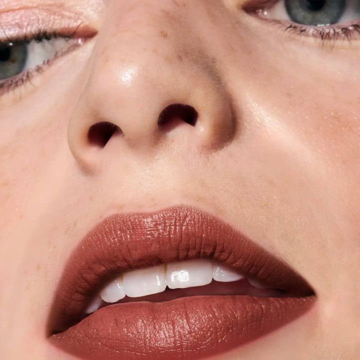 Lip Stylo 05 Cool Brown Farmasi 1002555 | Barra de Labios Cremosa