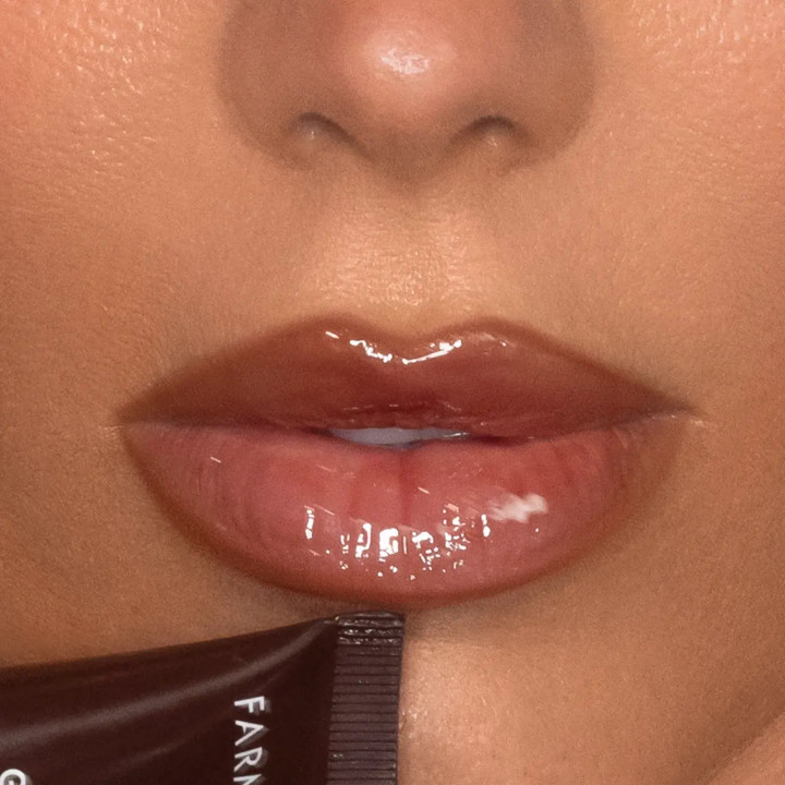 FRM GLOWY PPTD LIP BALM GLAZED MOCHA US | Farmasi España